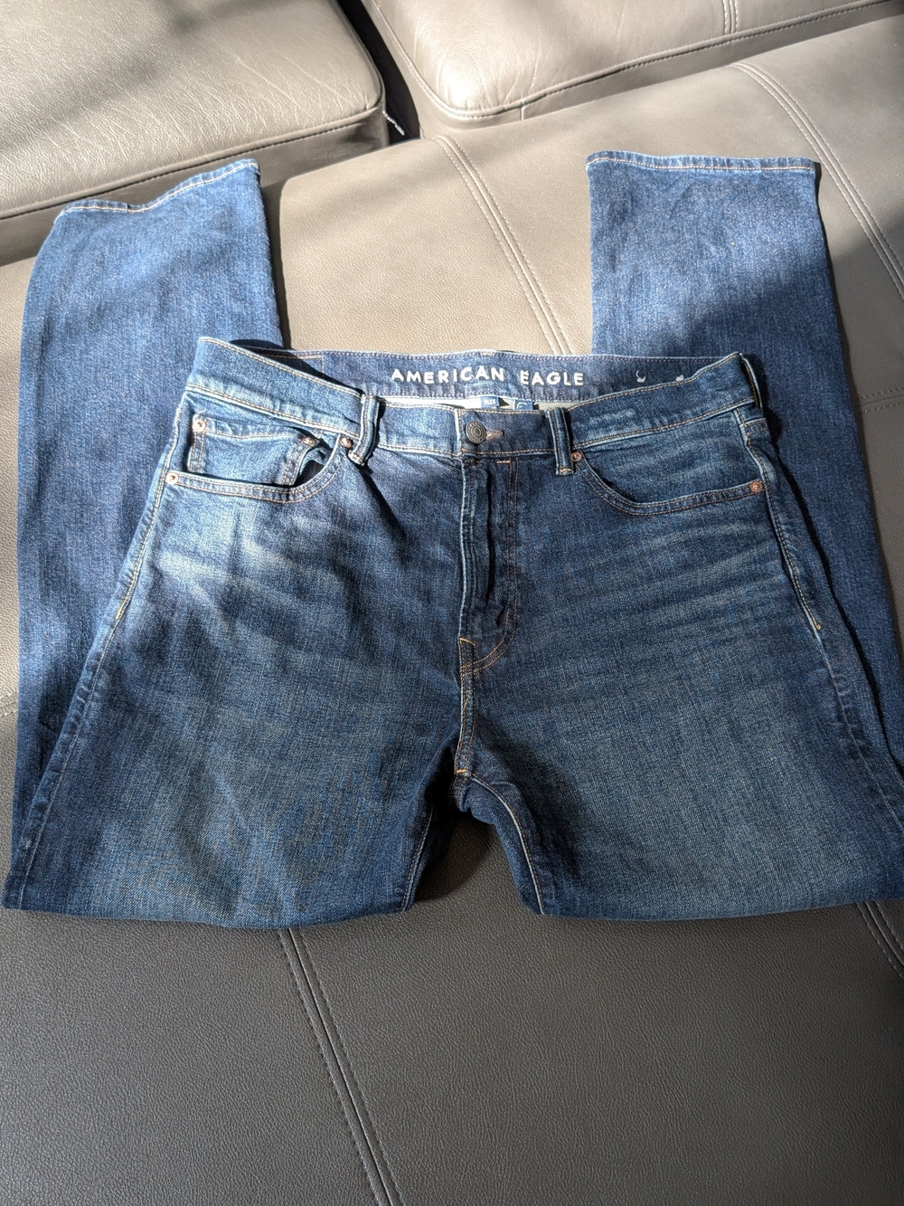 American Eagle Outfitters Men's Dark Blue Straight Jeans